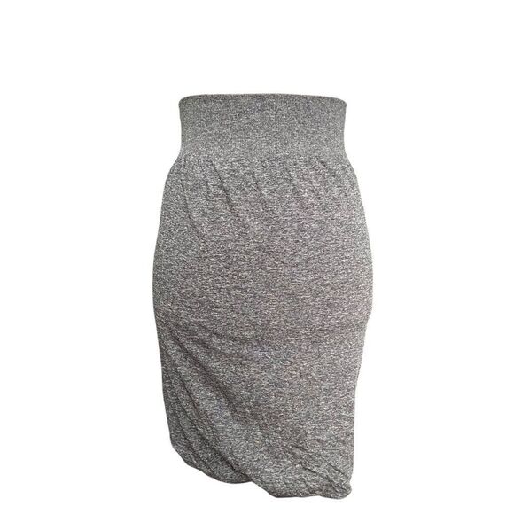 Lululemon Boulevard Bliss Skirt in Size 8 - Picture 2 of 9